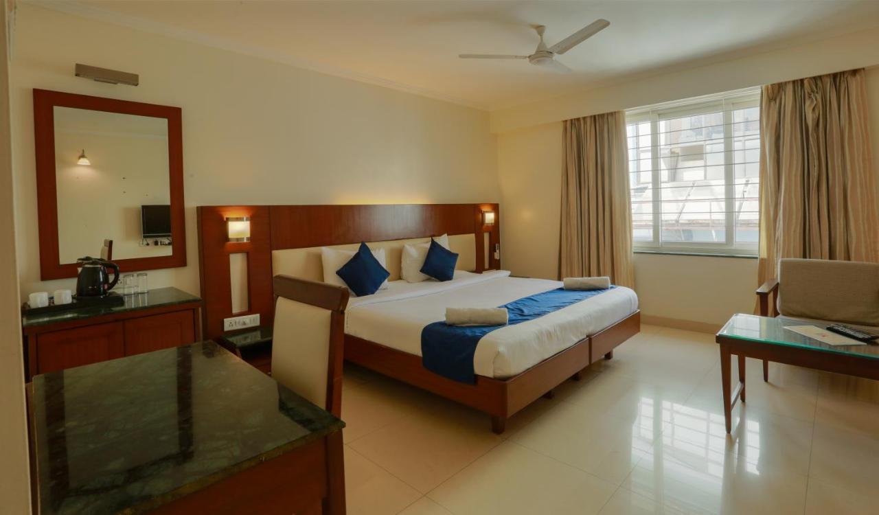 פונה Magnus Riverside Kalyani Nagar מראה חיצוני תמונה